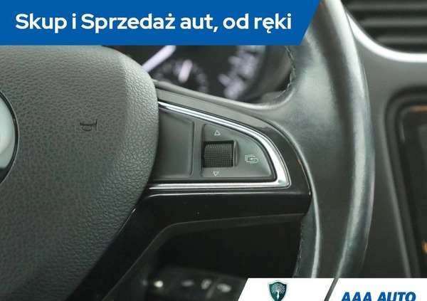 Skoda Octavia cena 38000 przebieg: 167386, rok produkcji 2014 z Tuchola małe 172